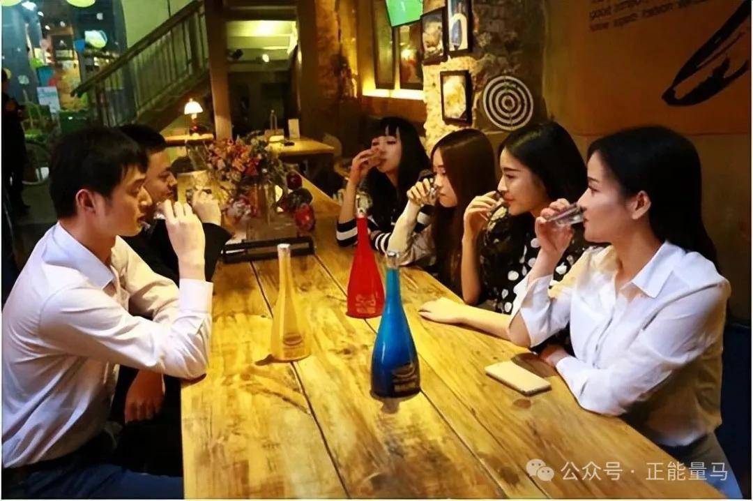 却出现5种“反常”现象！跟往年不一样麻将胡了2模拟器试玩还有2天就国庆(图7)