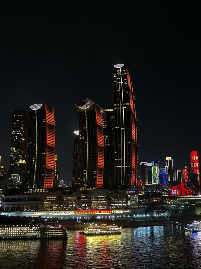 重庆4天3晚旅行指南贴心规划行程细节PG电子麻将胡了2试玩适合全家出游的(图2)